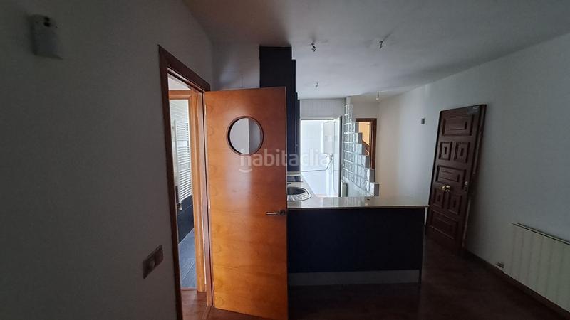 Foto 61679d15-039c-48b3-a9c9-d746023757da. Piso  reformado a la La plantera para entrar a vivir, 2 habitaciones, 4a planta sin ascensor, con balcón. en Blanes