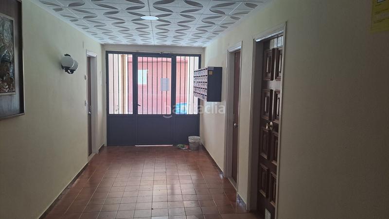 Foto a4966afe-cbff-40b5-a821-dda373023572. Piso  reformado a la La plantera para entrar a vivir, 2 habitaciones, 4a planta sin ascensor, con balcón. en Blanes