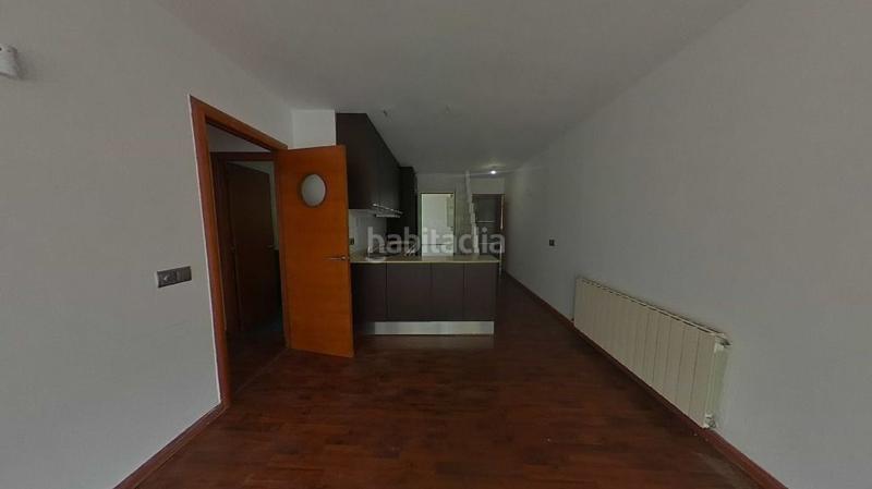 Foto c7b40878-4082-4725-aeb3-4a488d80ce52. Piso  reformado a la La plantera para entrar a vivir, 2 habitaciones, 4a planta sin ascensor, con balcón. en Blanes