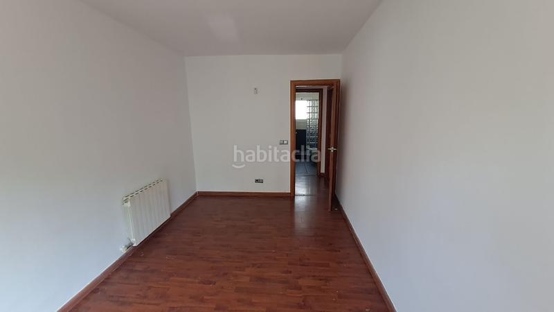 Foto f941ce41-db2e-4080-a091-b948e1fea2ec. Piso  reformado a la La plantera para entrar a vivir, 2 habitaciones, 4a planta sin ascensor, con balcón. en Blanes