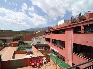 Etagenwohnung  Barcelona. Dplex de 3 habitaciones, 2 baos, 2 planta con ascensor, balcn