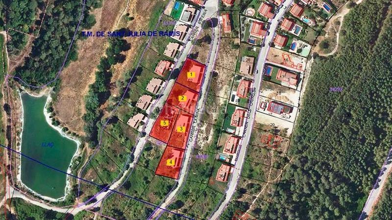 Foto 12dd7b52-1186-42e3-9992-e340ef1a1db4. Edificio in bateria 90 in Sant Julià de Ramis