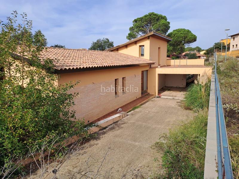 Foto 7d6a6b99-89de-4600-a855-110f39da36ca. Edificio in bateria 90 in Sant Julià de Ramis