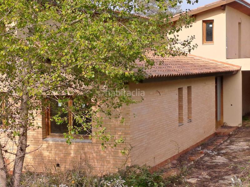 Foto b5e25517-0cd9-43b5-a43f-f6463d0ba923. Edificio in bateria 90 in Sant Julià de Ramis