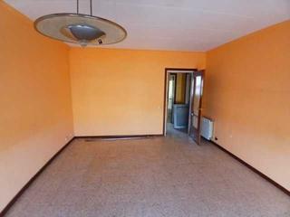 Pis  Barceló i matas. Piso de 93m2, 4 habitaciones, 1 baño 3 planta sin ascensor, en l