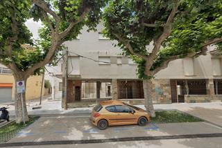 Edifici  Riera i penya. Obra parada en arenys de munt