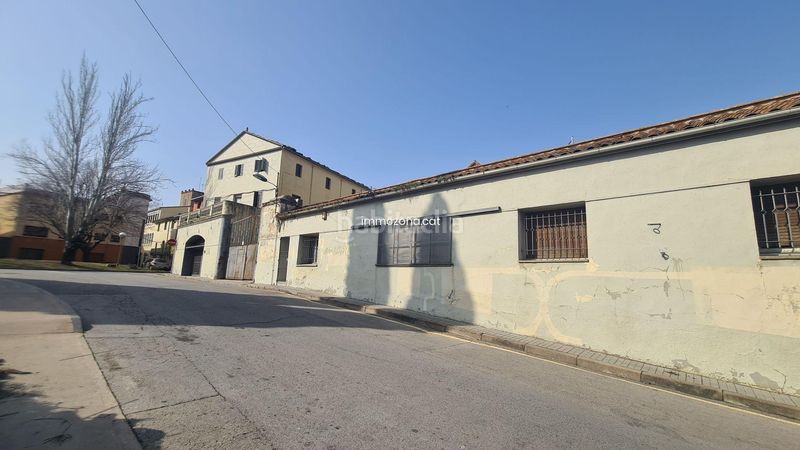 Foto 375e9b8a-29c4-45f1-81e2-7a46968d62ea. Local comercial a Banyoles