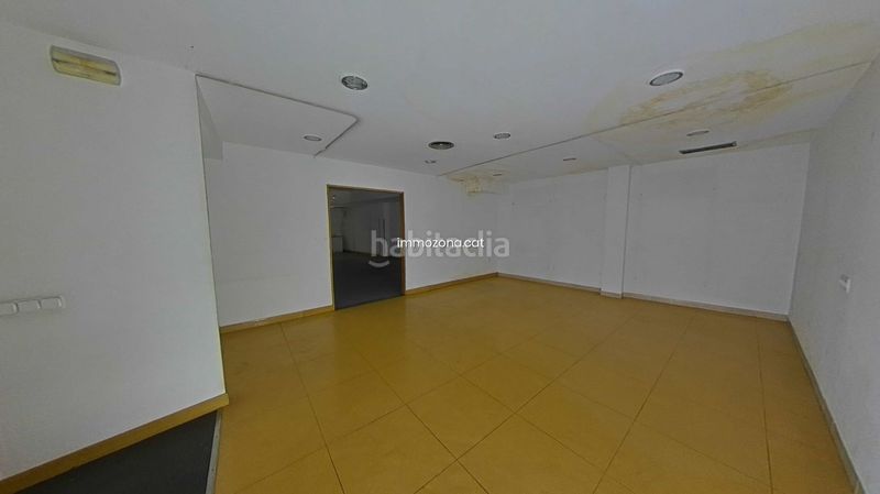 Foto ae2867a0-9ec1-4291-8998-5a6b7c5c5917. Local comercial a Centre Figueres
