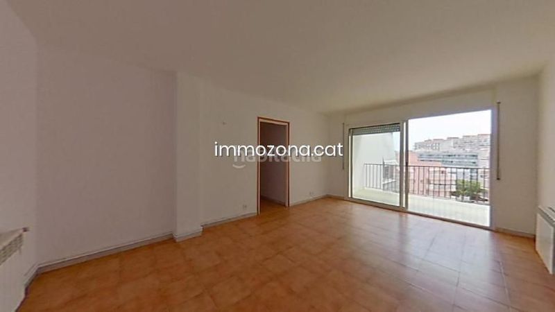 Foto 4503f1af-0727-47e9-98de-2a529828cde8. Pis a Els Pins Blanes