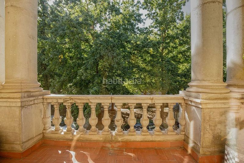 Foto a3939905-f1bd-4a94-a63e-c97f3c3544ef. Casa amb aparcament a Olot