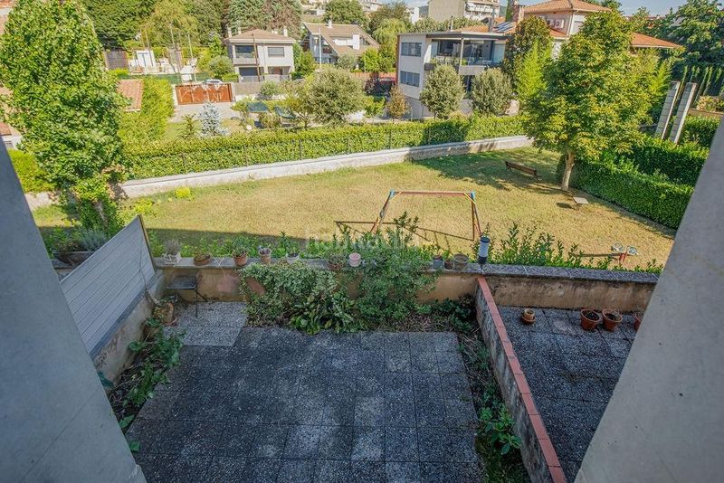 Foto aa00d55a-e06d-4906-be7a-c01f528792ff. Casa amb aparcament a Olot