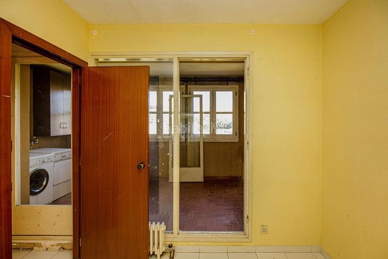 Foto b9543780-532e-4972-b78f-6ce50b328cf8. Casa amb aparcament a Olot