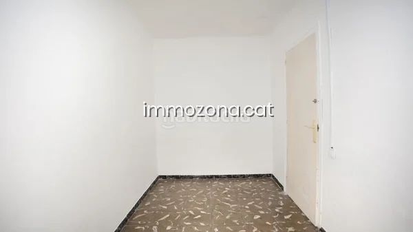 Foto bcee02d8-9ac2-471b-8ec3-5621f0dd5ff5. Apartament a Can Gibert del Pla Girona