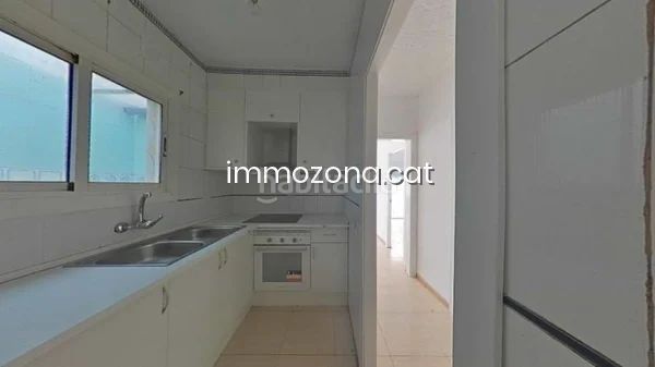 Foto 98d9b98b-54d3-4ec9-a395-ab10391c537a. Apartament a Mercat-Mas Moixa Blanes
