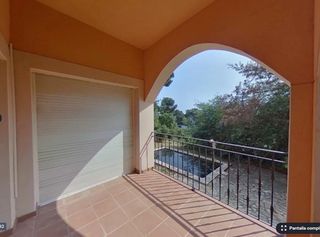 Chalet  Calle violetes. Casa de 125 m2,  parcela 711 m2, piscina, c violetes, serra brav
