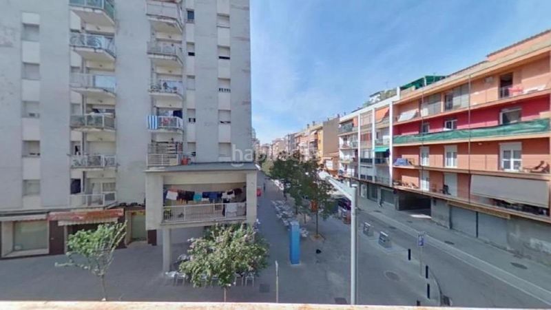 Foto 7d1a0ff5-8c78-48f2-9ba6-9e1b594e79ef. Apartament a Centre Salt