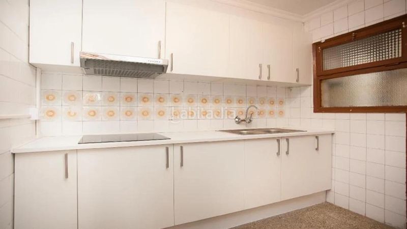 Foto 7f12604a-59ba-430b-b7f0-81a0d78686af. Apartament a Centre Salt