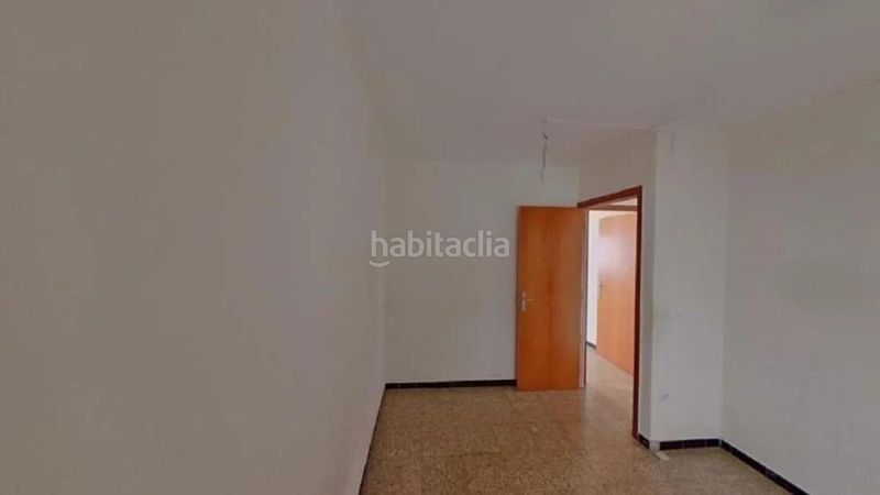 Foto c5d31c61-dbe4-4aaf-915f-32325d0a213d. Apartament a Centre Salt
