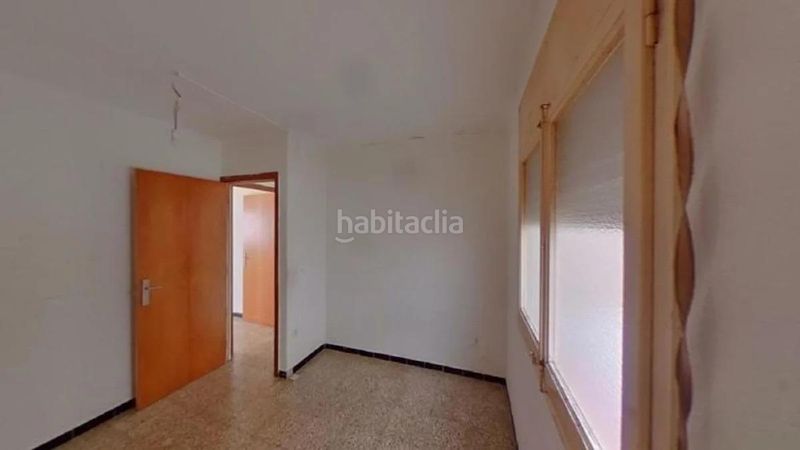Foto d6a7e2d4-873e-4ae3-8ee9-098c6ce7f493. Apartament a Centre Salt