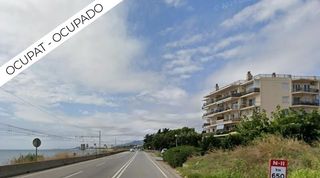 Flat  Del maresme. Piso ocupado 59 m2, av. del maresme, primera linea de mar, matar
