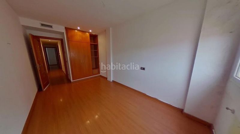 Foto 5c195ed7-f907-4111-953a-1adc2bd6e5bc. Casa adossada amb aparcament a Centre Blanes