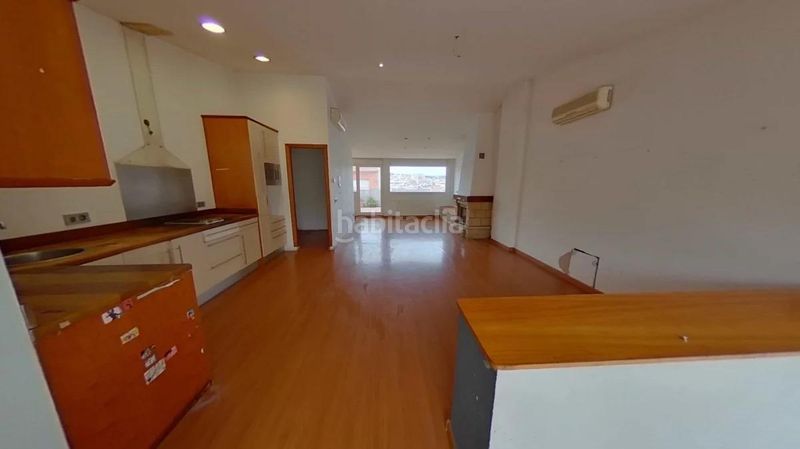 Foto 63430963-7a14-490e-9cce-f419d0e470d7. Casa adossada amb aparcament a Centre Blanes