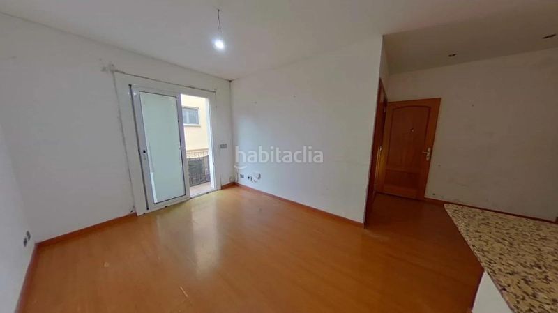 Foto bdafe511-4454-4227-bd2f-7bb61c202f58. Casa adossada amb aparcament a Centre Blanes
