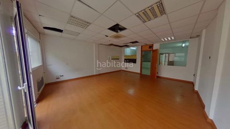Foto ea2af91c-13e2-4f98-822e-aa3cf083d8c6. Casa adossada amb aparcament a Centre Blanes