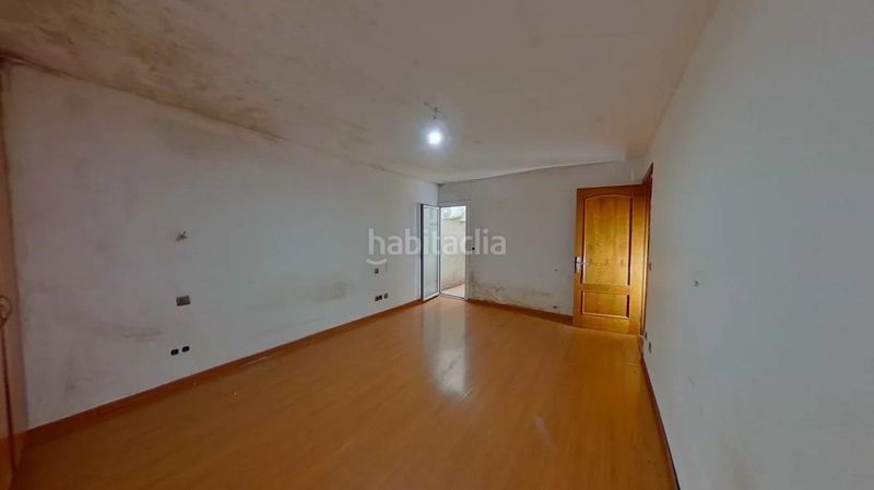 Foto eb4dcc02-e5f8-43d4-a5c6-dc2d7088c571. Casa adossada amb aparcament a Centre Blanes