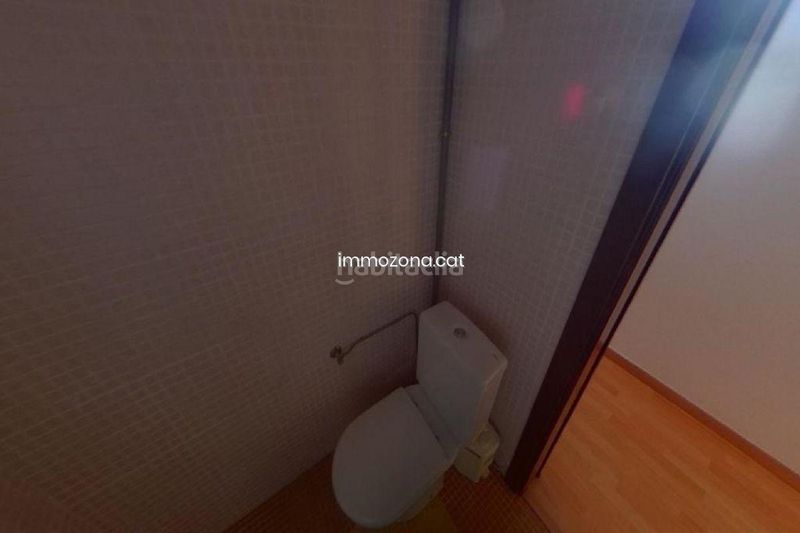 Foto 5f4f7817-6e8b-4c32-bcdc-e3dce654742d. Dúplex amb aparcament a residencial Blanes - vistamar Blanes