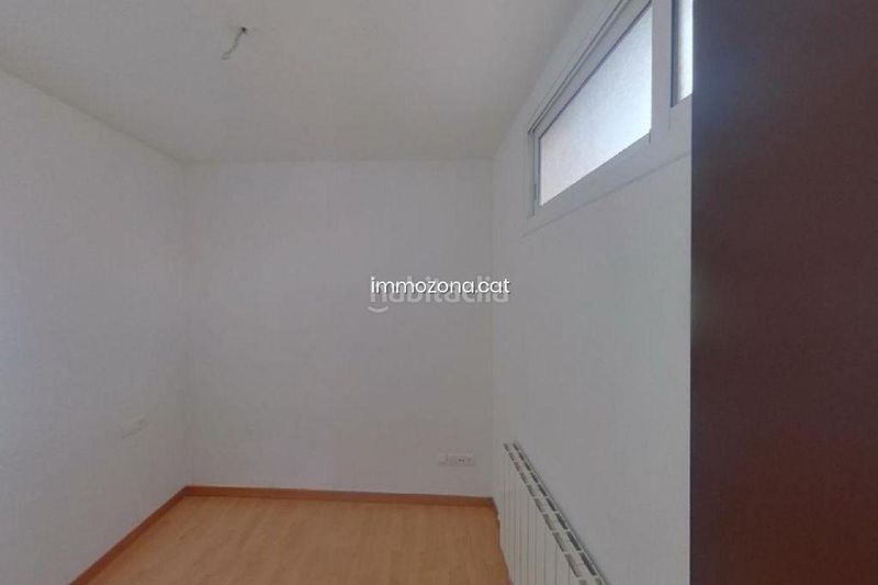 Foto 96371343-869e-42c4-a2a5-973a7e5c7352. Dúplex amb aparcament a residencial Blanes - vistamar Blanes