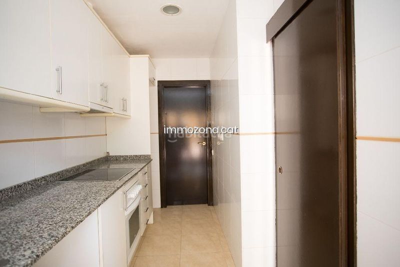 Foto c31e3629-5f26-4970-a774-b954d64463d8. Dúplex amb aparcament a residencial Blanes - vistamar Blanes