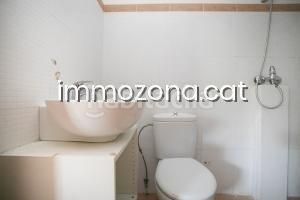 Foto dea104f6-c78e-4f09-b90c-0d49ee2c5819. Dúplex amb aparcament a residencial Blanes - vistamar Blanes