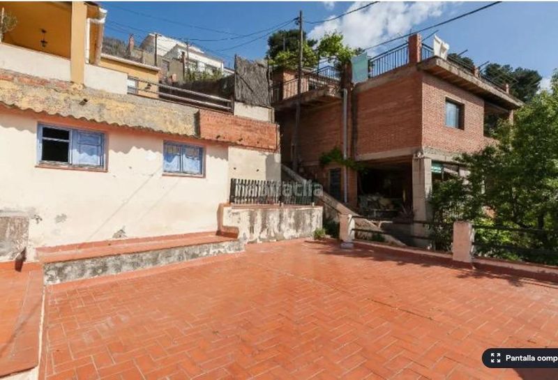Foto 78c1b061-6cf4-4b8f-9f64-abe71f6649d4. Piso vivienda ocupada, en Les Planes Sant Cugat del Vallès