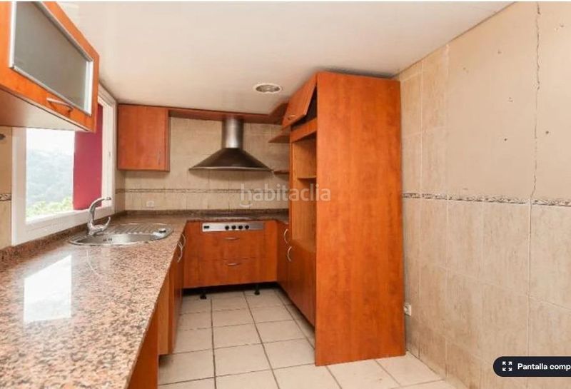 Foto 7da5619a-facb-41fc-b851-a3132d71b324. Piso vivienda ocupada, en Les Planes Sant Cugat del Vallès