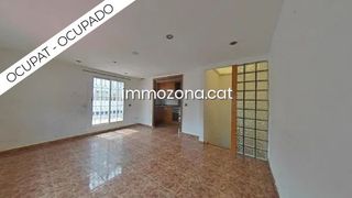 Xalet a La Salut. Casa ocupada de 102m2, 3 plantas, 4 habitaciones, 2 baños c pau