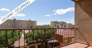 Piso  Carrer drapaires dels. Piso ocupado 3 habitaciones, balcón, planta 4 con ascensor, carr