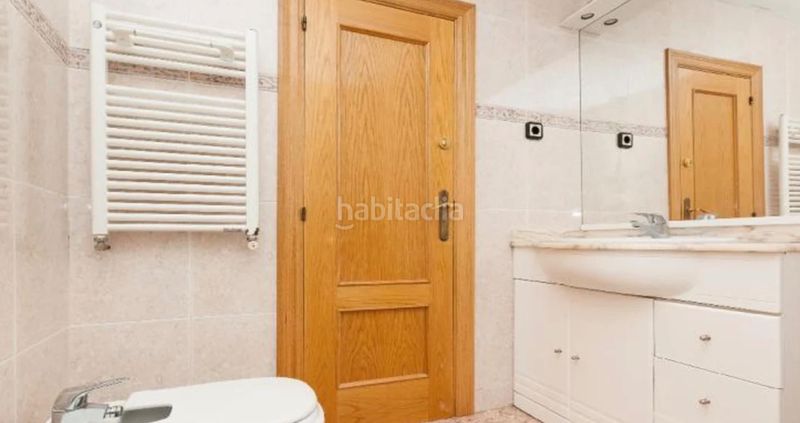 Foto 676ffd4e-7046-444e-aecb-4d61a756a11f. Piso  ocupado en c drapaires, en Espronceda Sabadell