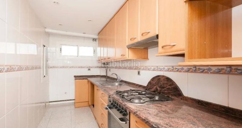 Foto fbdec853-78a3-4272-9cdc-2c3a400a45f9. Piso  ocupado en c drapaires, en Espronceda Sabadell