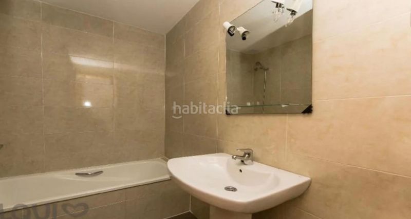 Foto 10337ce7-8a10-4890-96c9-b1e7ca49e94f. Pis a Creu Alta Sabadell