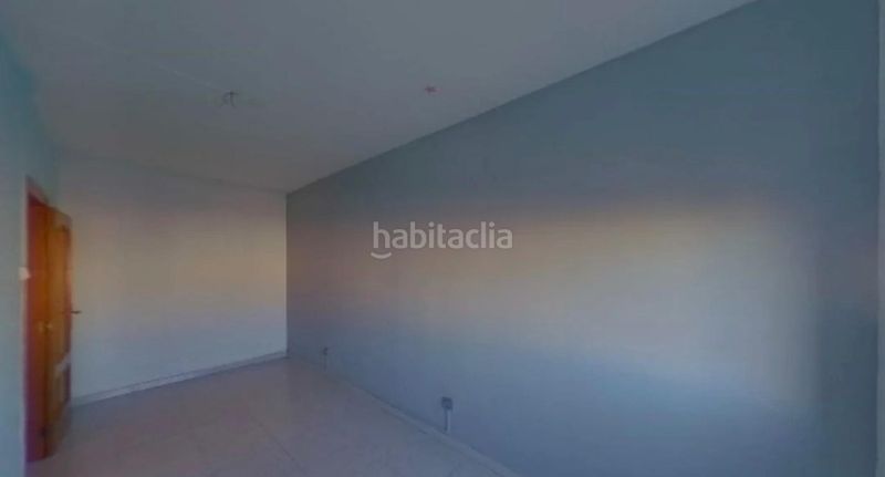 Foto a8f6eaaa-457f-41f5-bf1f-84580d1d9ff6. Piso  ocupado en c torners, en Espronceda Sabadell