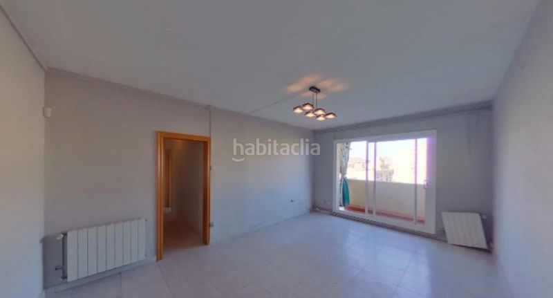 Foto f0279914-ebeb-4e7b-a40c-605f8ce7da80. Piso  ocupado en c torners, en Espronceda Sabadell
