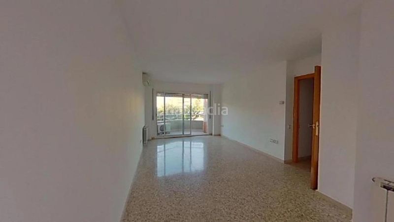 Foto 659cbf59-25e7-44db-83b0-02fc6f6dc78a. Apartament a Sant Pere Nord Terrassa