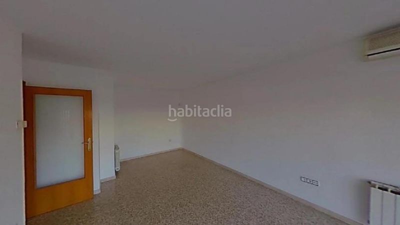 Foto b4d6644a-34fc-4f94-a655-89162672215f. Apartament a Sant Pere Nord Terrassa