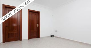 Flat  Carrer general prim del. Piso alquilado 2 habitaciones, planta 4 sin ascensor, carrer del