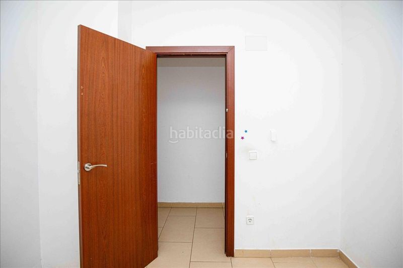Foto d99b8c30-a357-4f80-bc38-d3a9c0c867cc. Apartament a Centre Figueres