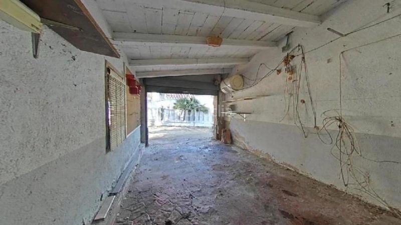 Foto c9f52ea0-f837-4500-a4f7-a46b8db73880. Casa amb piscina a Massanes