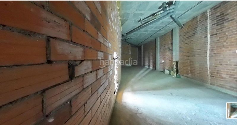 Foto 141c29fb-666a-4480-b2ce-86835893ca13. Local comercial a Eixample-Horta Capallera Figueres