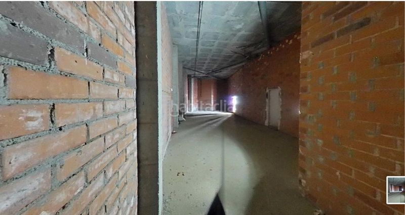 Foto b65c0fde-9618-4f18-9228-8d54a216a069. Local comercial a Eixample-Horta Capallera Figueres