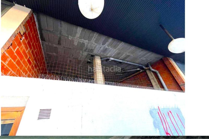 Foto a9631337-5ba8-4c99-8d81-6691c1c166ba. Local comercial a Centre Figueres